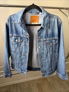Levi's Light Blue Denim Trucker Jacket